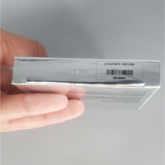 IL Makiage Color Master Lip Palette - 6-Shade Lip Color Palette - Picture 6 of 9